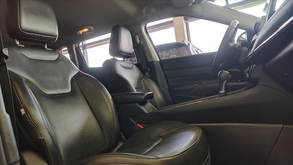 COMPASS 1.3 T270 TURBO FLEX LIMITED AT613