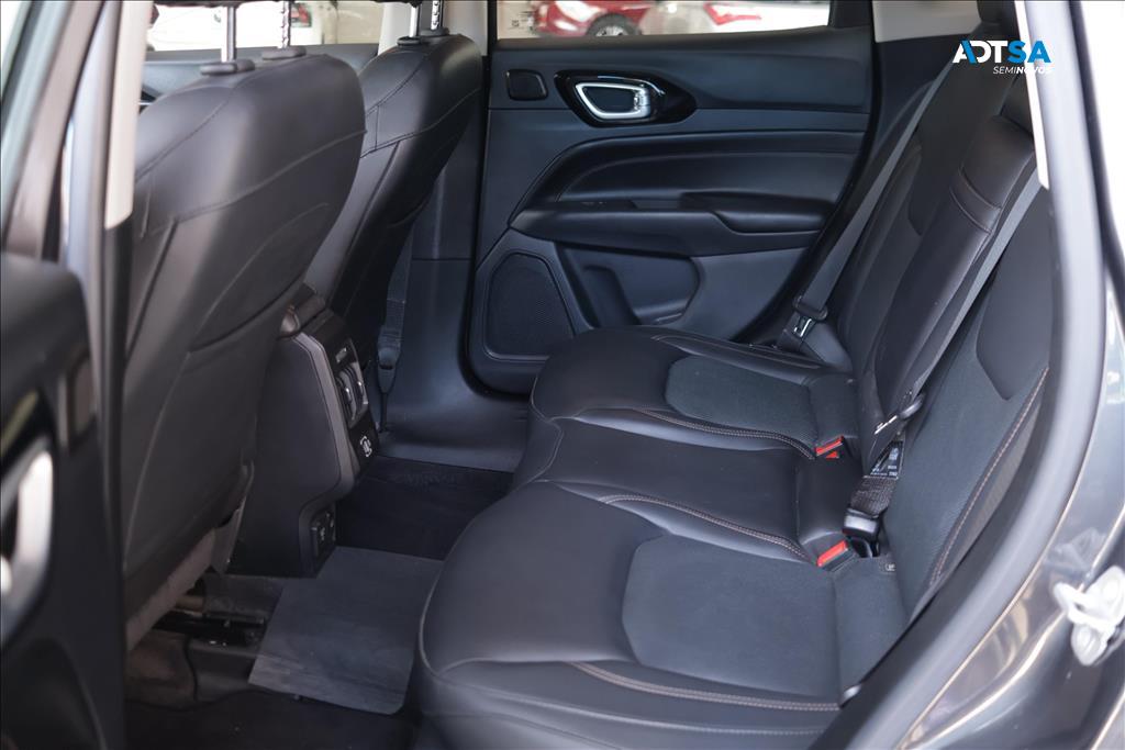 JEEP COMPASS 2.0 TD350 TURBO DIESEL LIMITED AT9