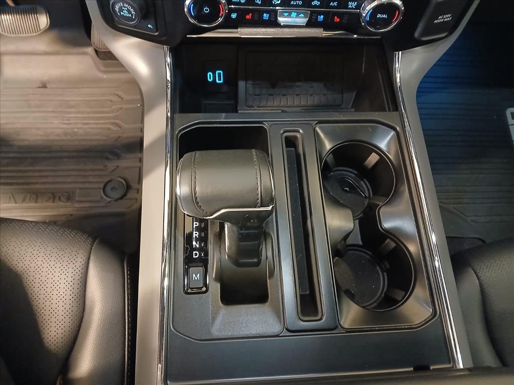 Ford-F-150-5.0 V8 GASOLINA CD LARIAT FX4 AUTOMÁTICO