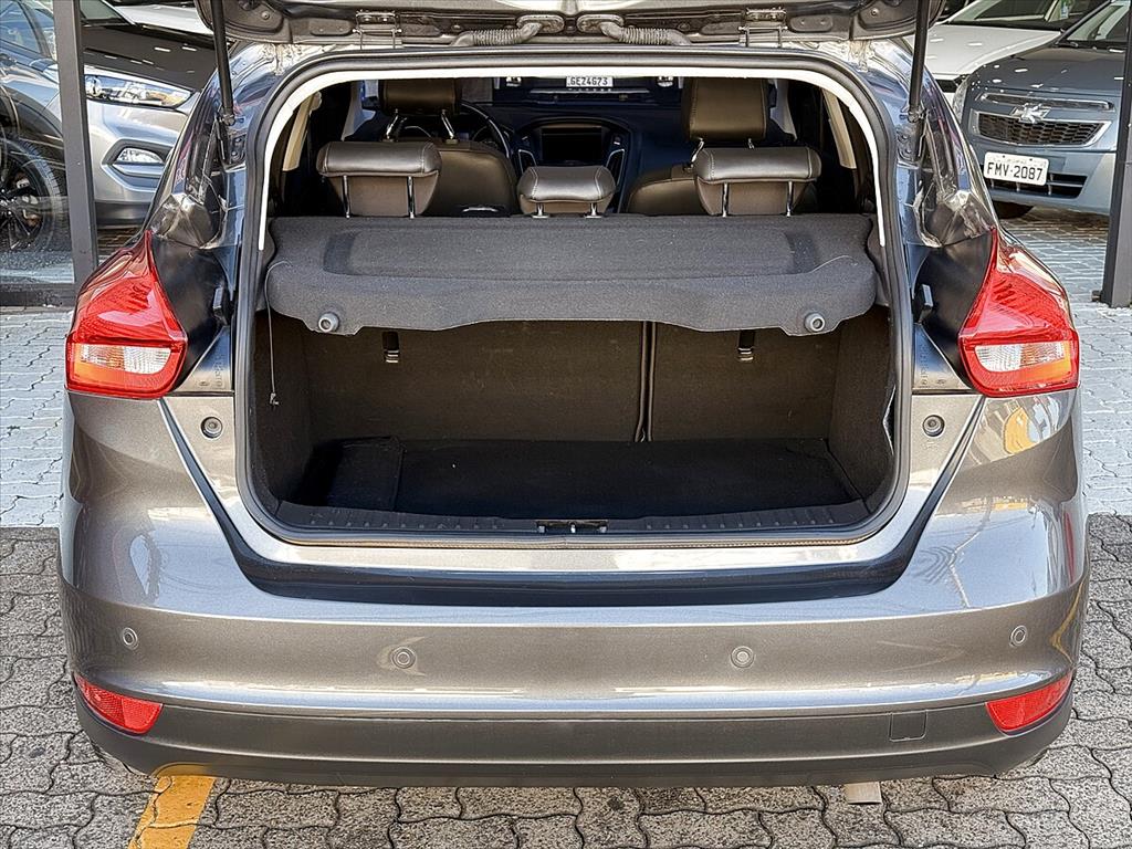 Ford Focus - 2.0 TITANIUM PLUS 16V FLEX 4P POWERSHIFT