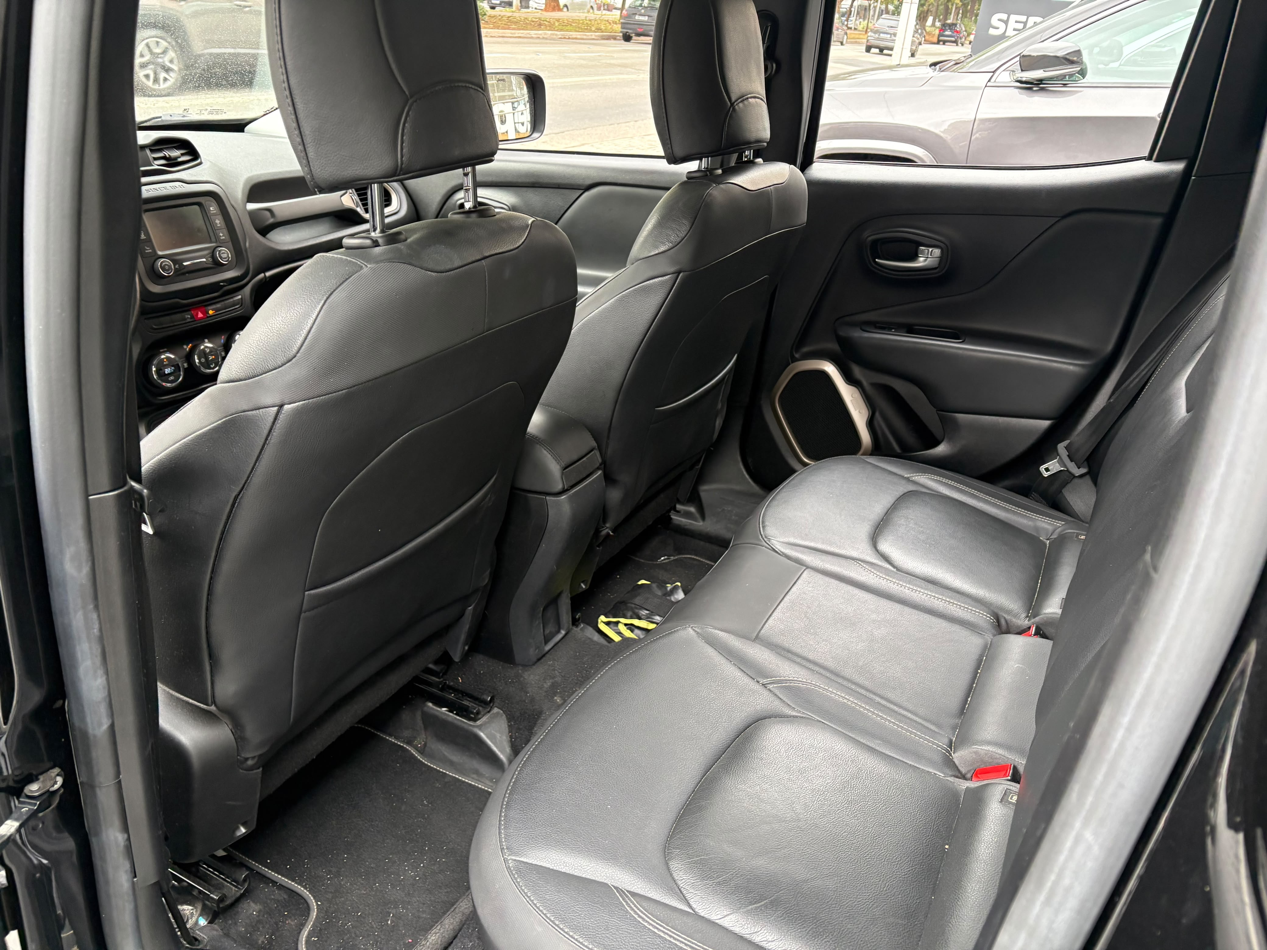 RENEGADE 1.8 16V FLEX LONGITUDE 4P AUTOMÁTICO13
