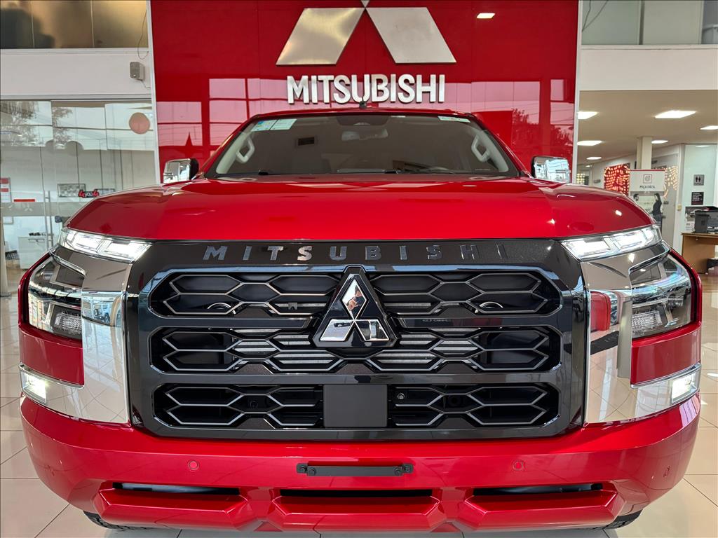 Mitsubishi-TRITON-2.4 BITURBO DIESEL CD HPE-S 4X4 AUTOMÁTICO