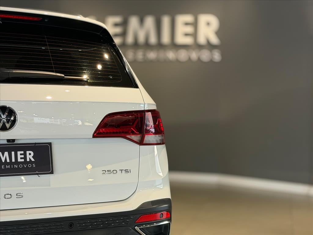 TAOS 1.4 250 TSI TOTAL FLEX HIGHLINE AUTOMÁTICO11