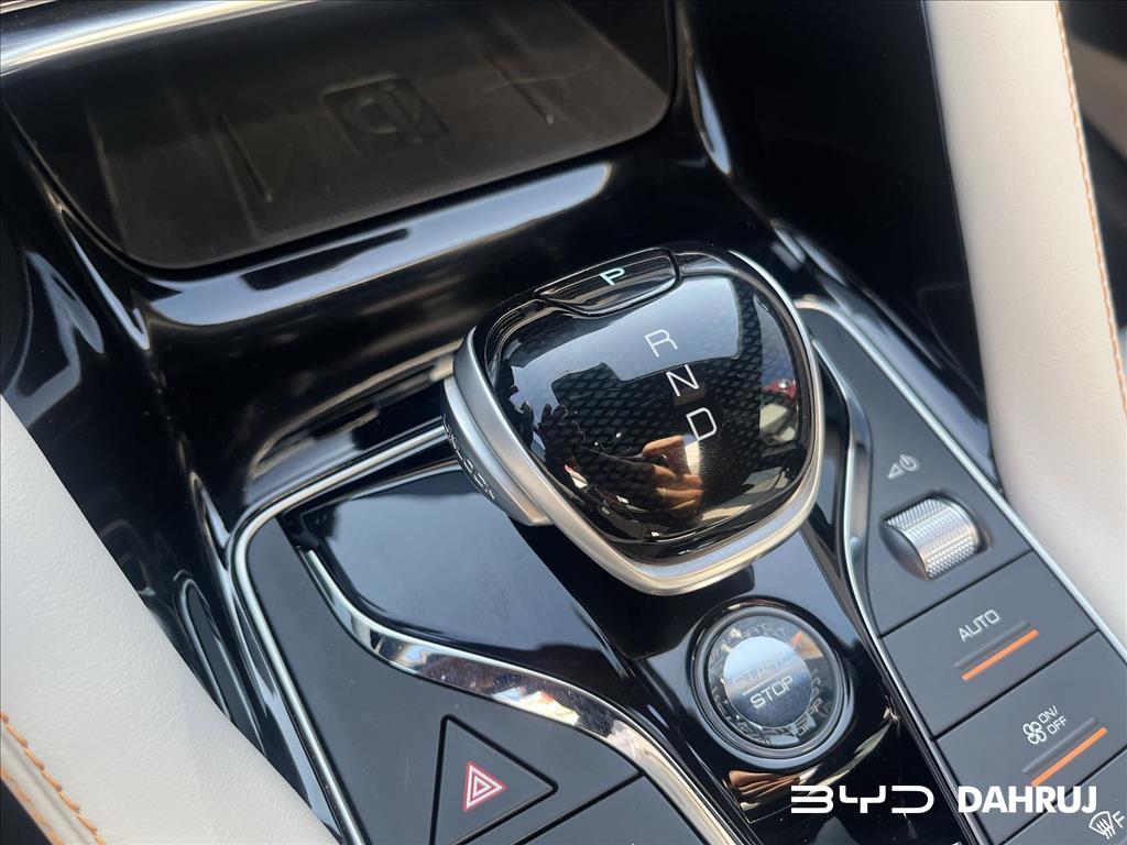 SONG PLUS 1.5 DM-I HÍBRIDO AUTOMÁTICO5