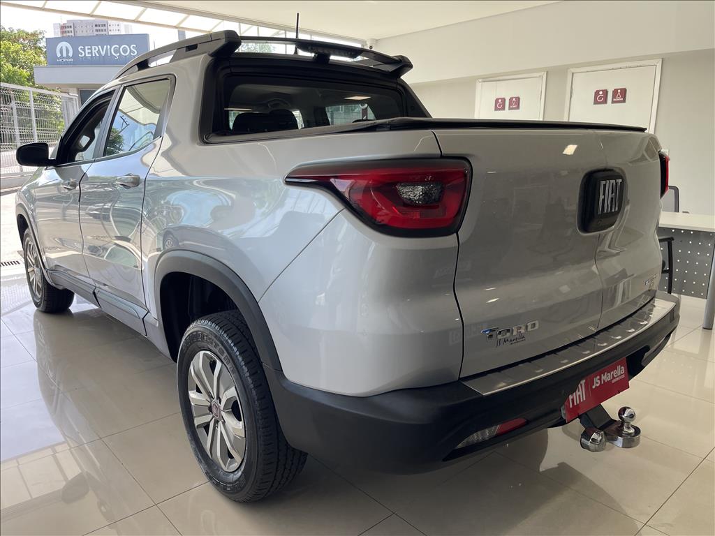 TORO 1.8 16V EVO FLEX FREEDOM AT64