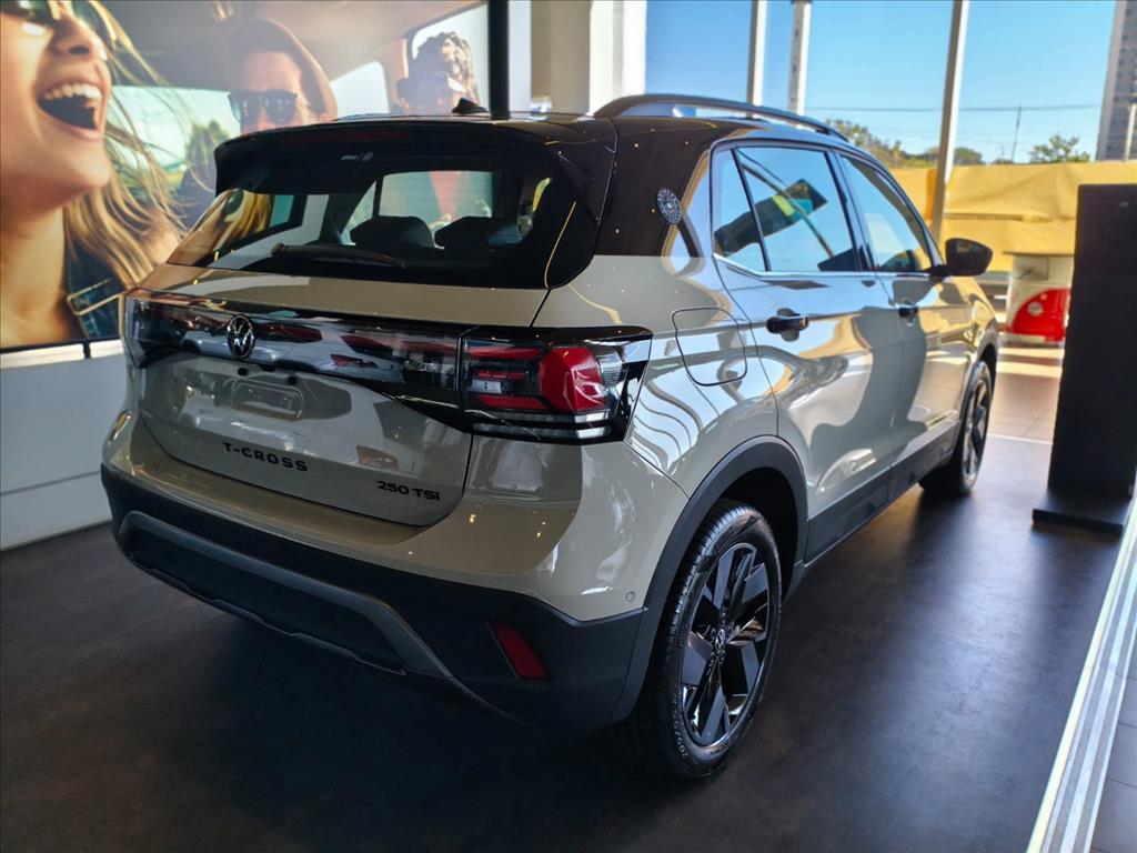 T-CROSS 1.4 250 TSI TOTAL FLEX HIGHLINE AUTOMÁTICO