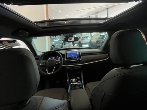 COMMANDER 2.2 TURBO DIESEL OVERLAND AT910