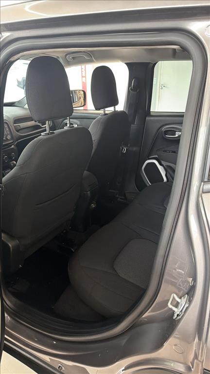RENEGADE 1.8 16V FLEX SPORT 4P AUTOMÁTICO7