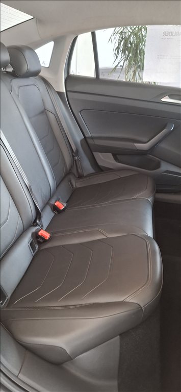VIRTUS 1.0 200 TSI COMFORTLINE AUTOMÁTICO5