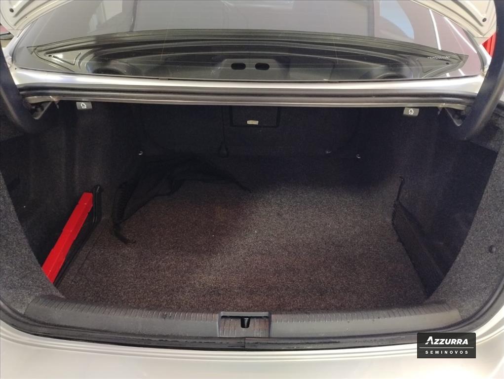 JETTA 2.0 COMFORTLINE FLEX 4P MANUAL15