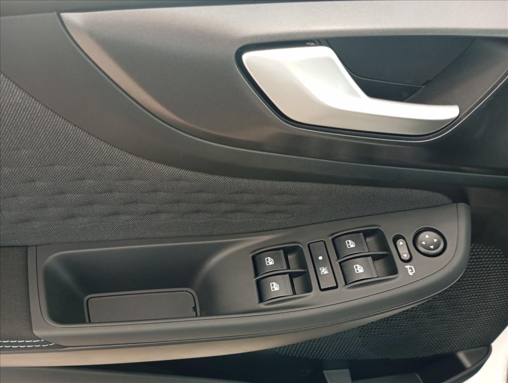 FASTBACK 1.0 TURBO 200 HYBRID AUDACE CVT FASTBACK 1.0 TURBO 200 HYBRID AUDACE CVT