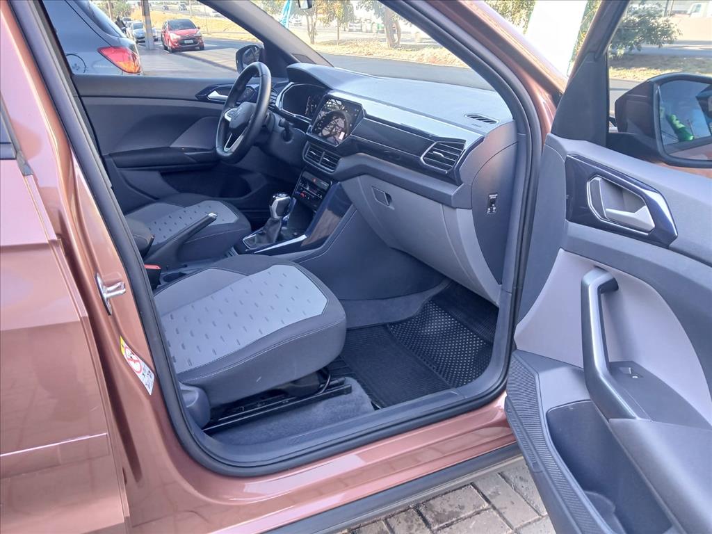 T-CROSS 1.0 200 TSI TOTAL FLEX COMFORTLINE AUTOMÁTICO15