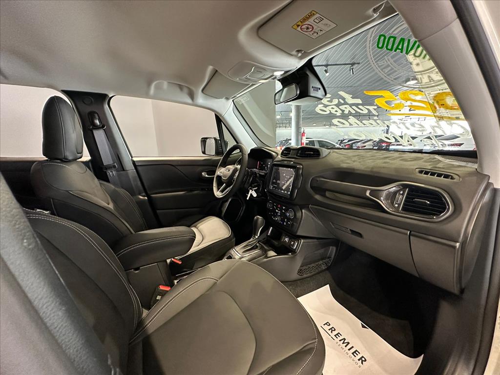 RENEGADE 1.3 T270 TURBO FLEX LONGITUDE AT64