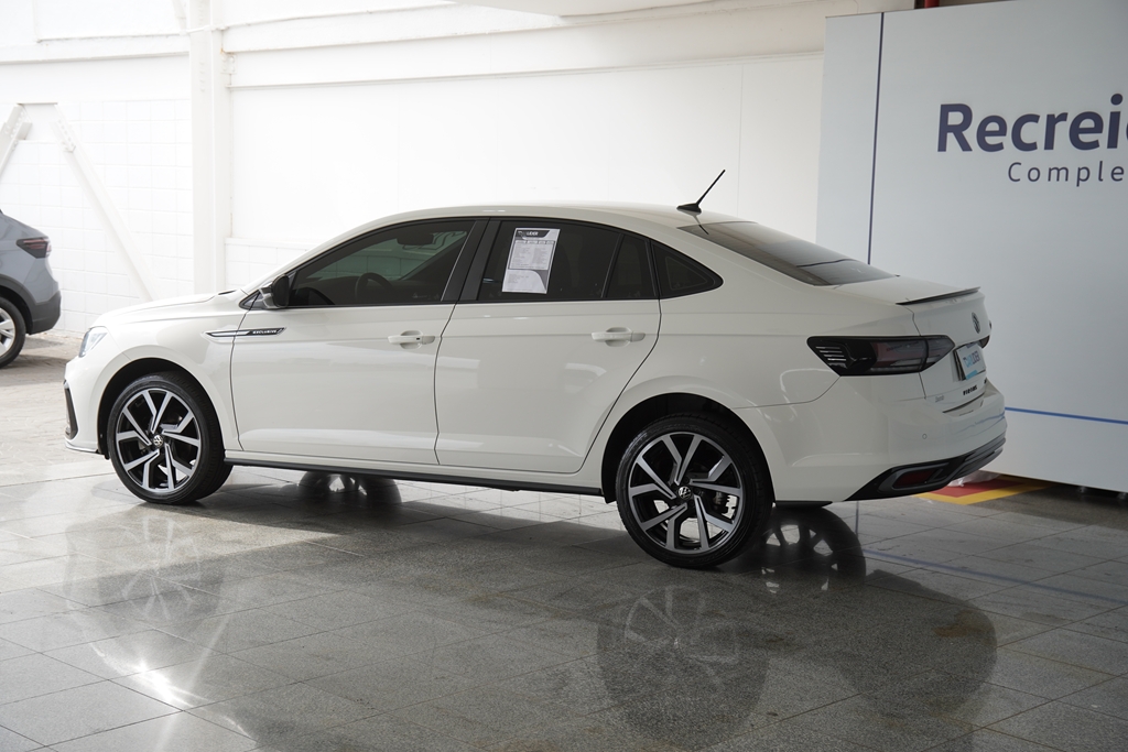 VIRTUS 1.4 250 TSI EXCLUSIVE AUTOMÁTICO6