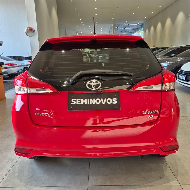 YARIS 1.3 16V FLEX XL PLUS TECH MULTIDRIVE4