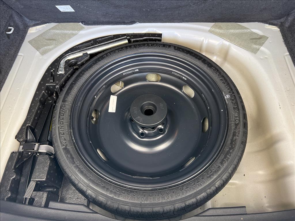 TAOS 1.4 250 TSI TOTAL FLEX COMFORTLINE AUTOMÁTICO19
