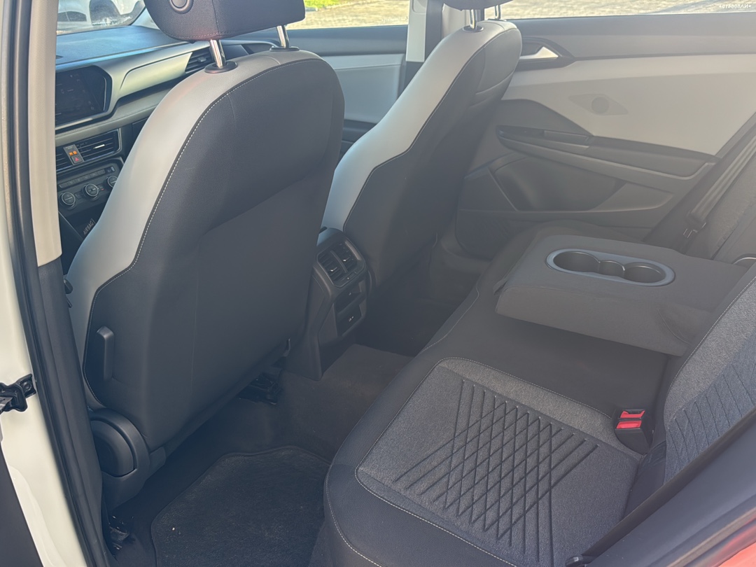 TAOS 1.4 250 TSI TOTAL FLEX COMFORTLINE AUTOMÁTICO10