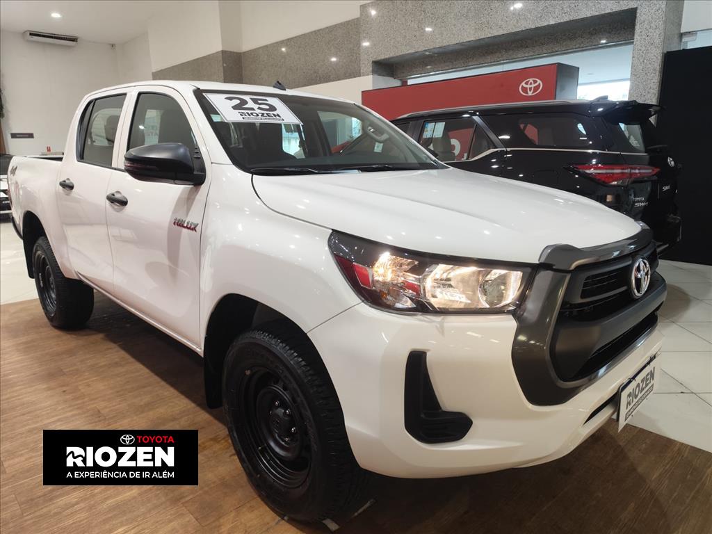HILUX 2.8 D-4D TURBO DIESEL CD POWER PACK 4X4 AUTOMÁTICO0