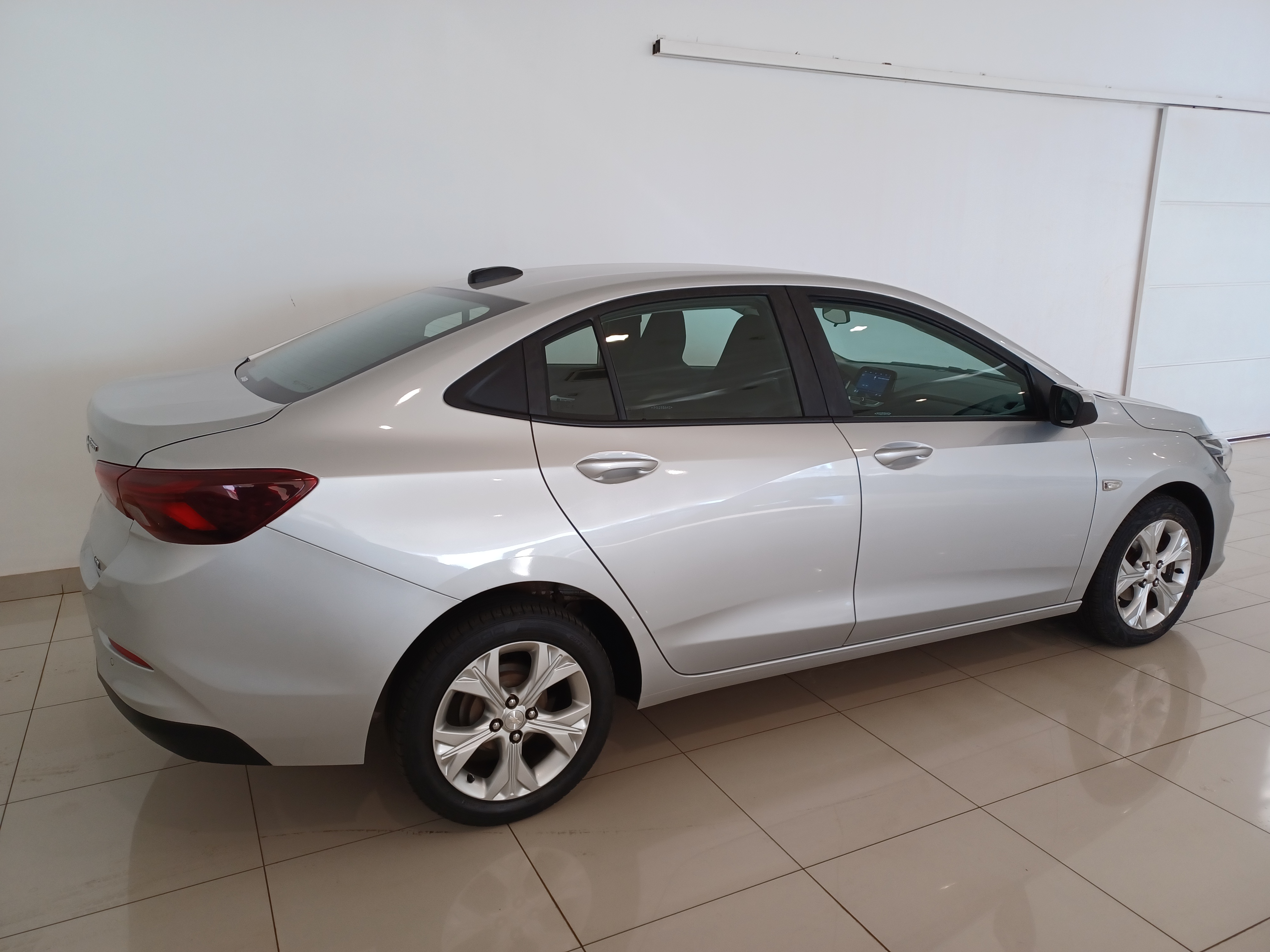 GM - Chevrolet-ONIX PLUS-1.0 TURBO FLEX LTZ MANUAL