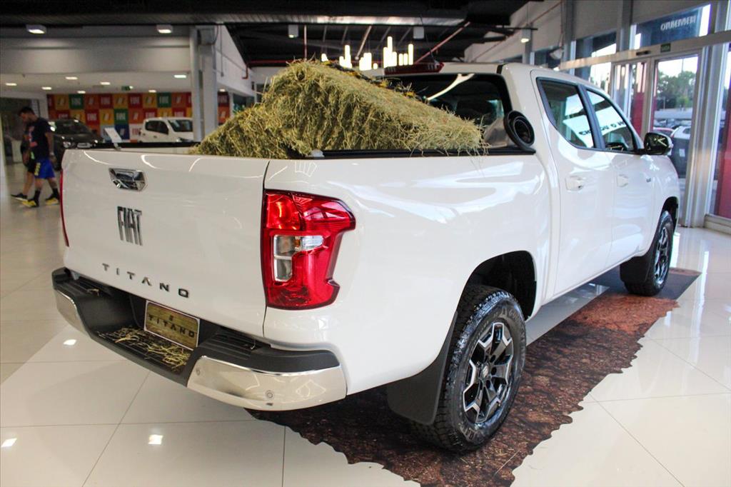 TITANO 2.2 TURBO DIESEL VOLCANO 4X4 AT65