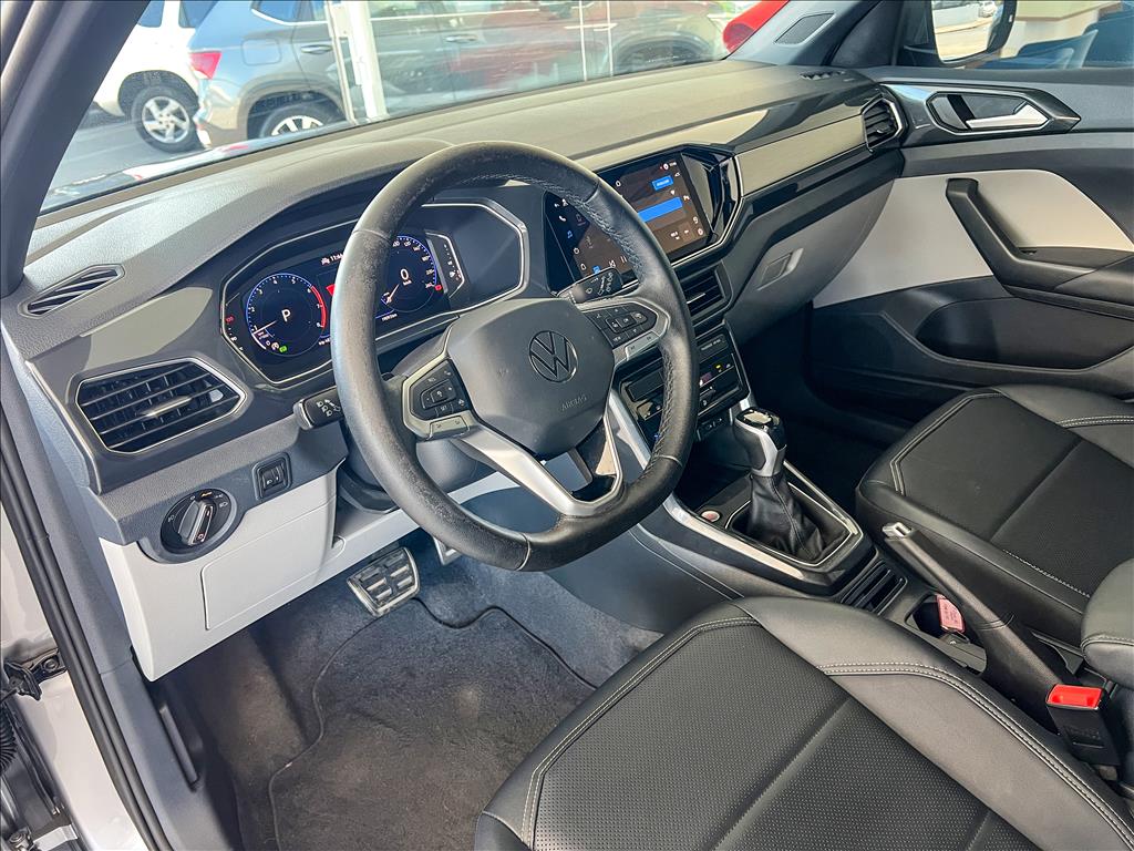 T-CROSS 1.4 250 TSI TOTAL FLEX HIGHLINE AUTOMÁTICO12