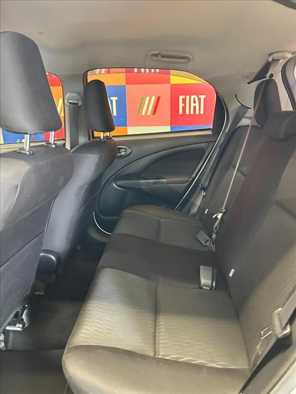 ETIOS 1.5 XS 16V FLEX 4P AUTOMÁTICO9
