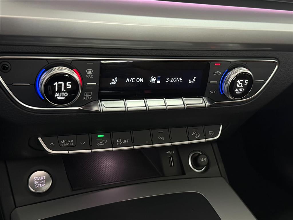 Q5 2.0 55 TFSIE PHEV PERFORMANCE QUATTRO S TRONIC12