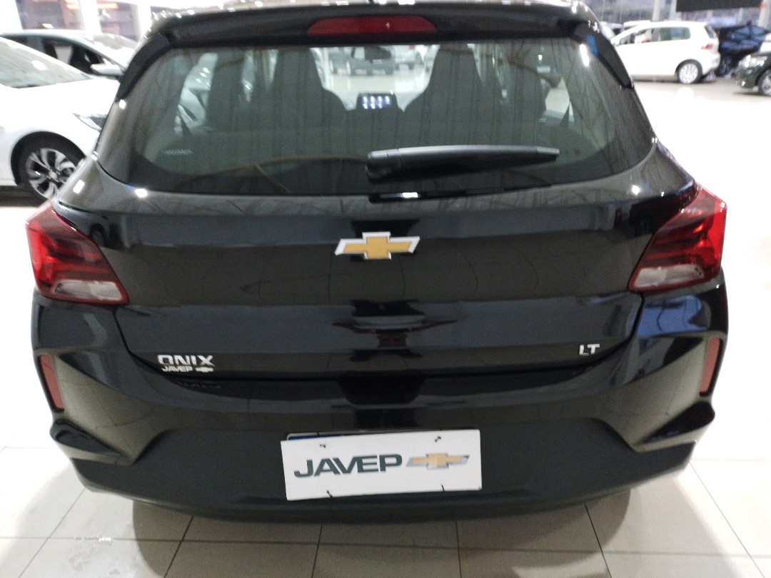 Chevrolet Onix 1.0 Flex LT Manual - foto 2