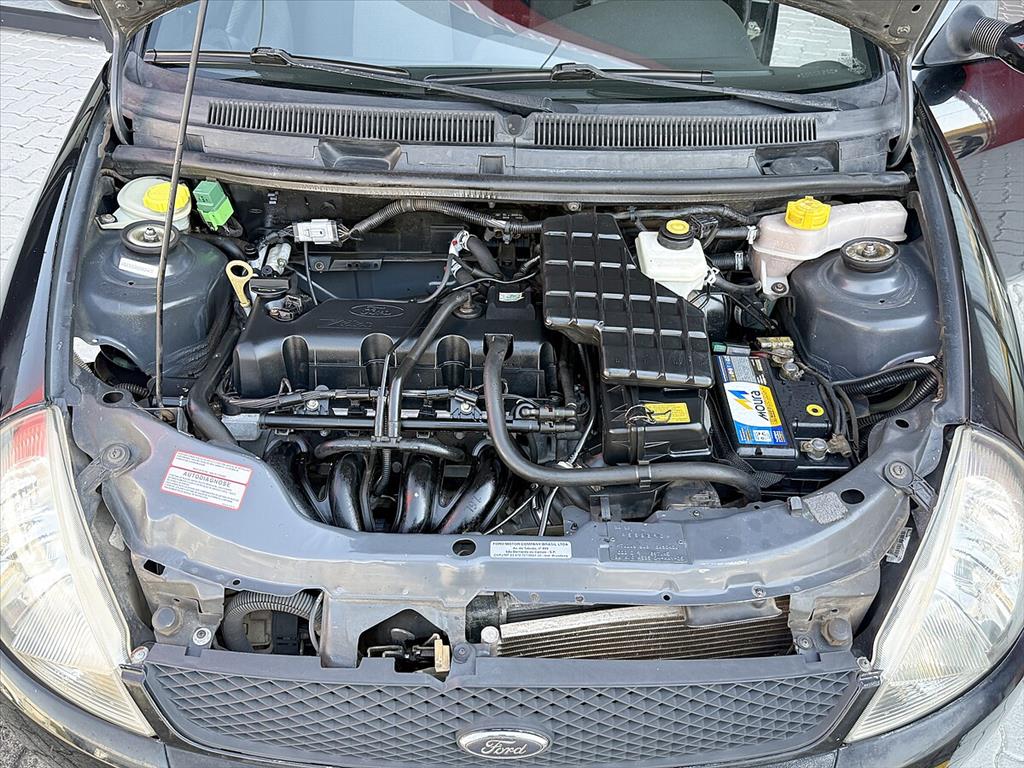 Ford Ka - 1.6 MPI XR 8V GASOLINA 2P MANUAL