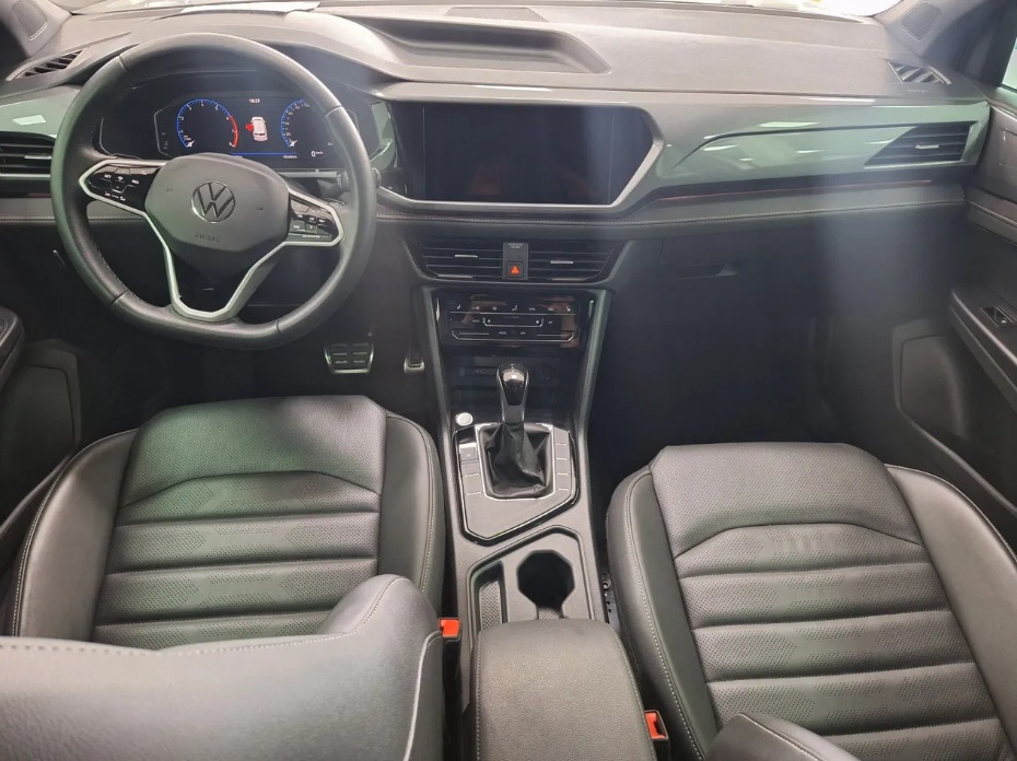 TAOS 1.4 250 TSI TOTAL FLEX HIGHLINE AUTOMÁTICO13