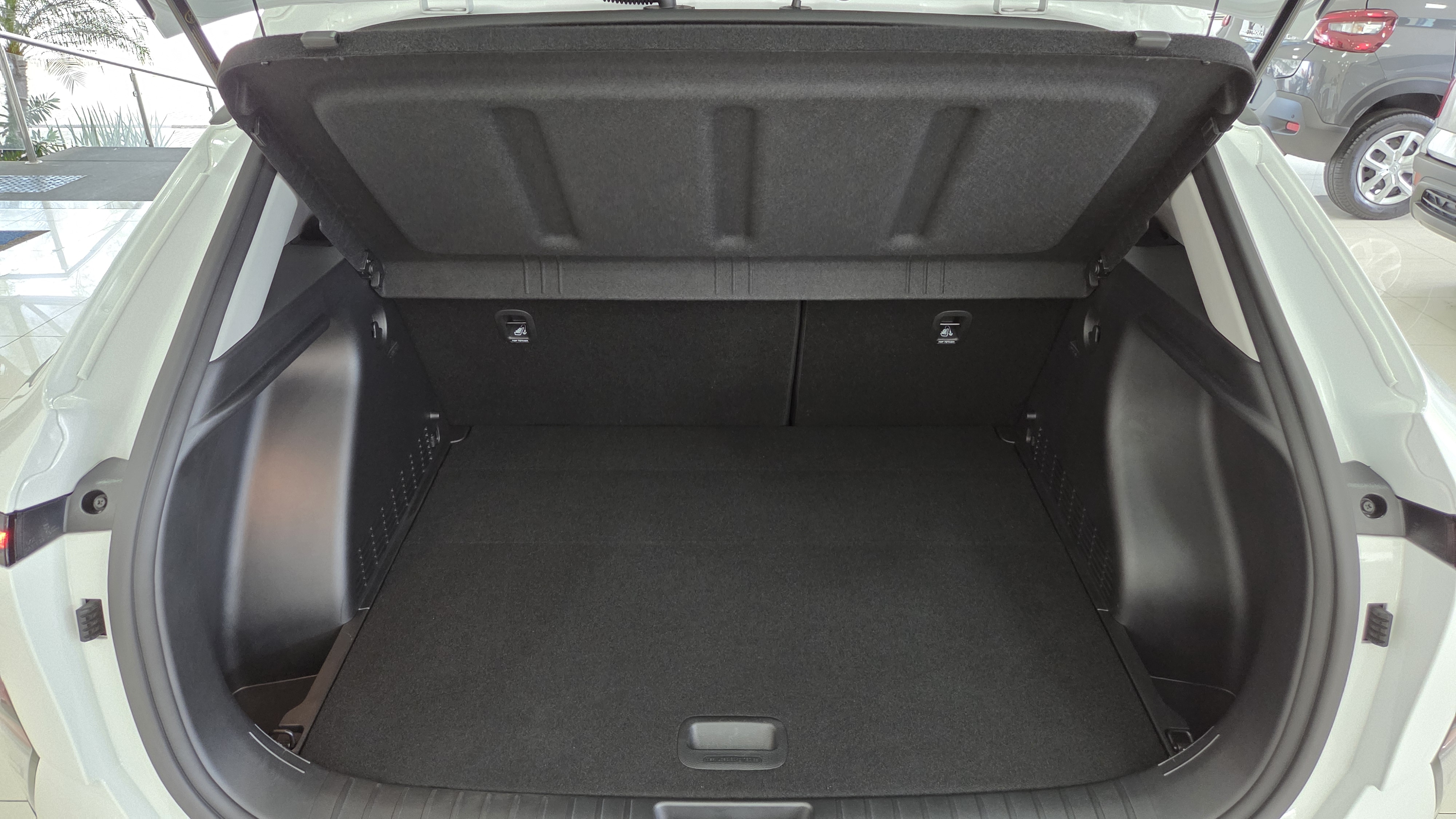 Hyundai-KONA-1.6 GDI HEV ULTIMATE DCT