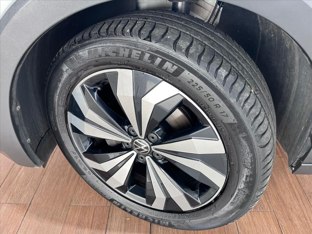 VW - Volkswagen-T-CROSS-1.4 250 TSI TOTAL FLEX HIGHLINE AUTOMÁTICO