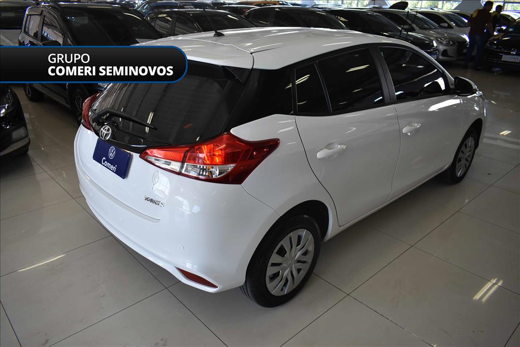 YARIS 1.5 16V FLEX XL MULTIDRIVE1 YARIS 1.5 16V FLEX XL MULTIDRIVE1