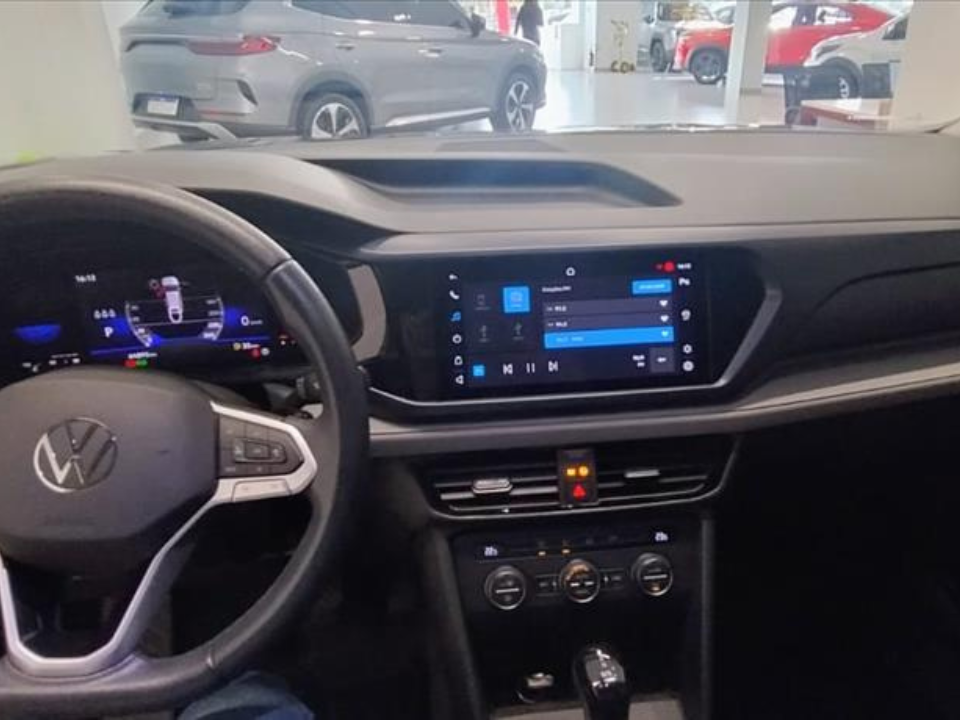 TAOS 1.4 250 TSI TOTAL FLEX COMFORTLINE AUTOMÁTICO9