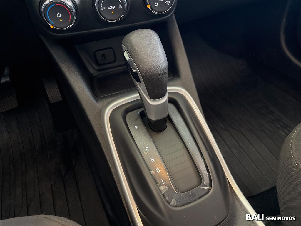TRACKER 1.0 TURBO FLEX LT AUTOMÁTICO11