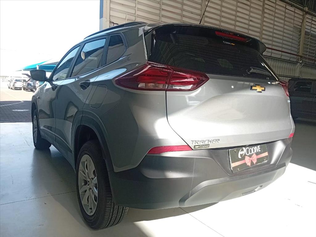 TRACKER 1.0 TURBO FLEX AUTOMÁTICO5