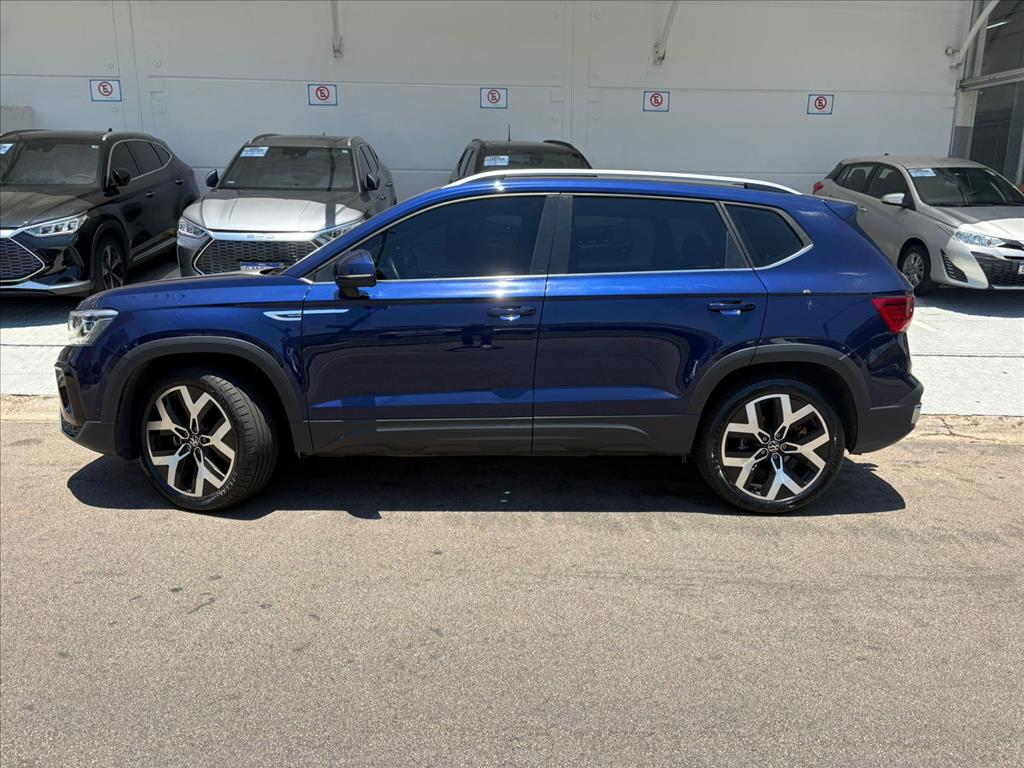 TAOS 1.4 250 TSI TOTAL FLEX HIGHLINE AUTOMÁTICO10