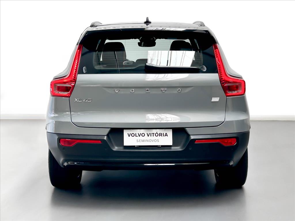 Volvo-XC40-P6 RECHARGE ELECTRIC PLUS