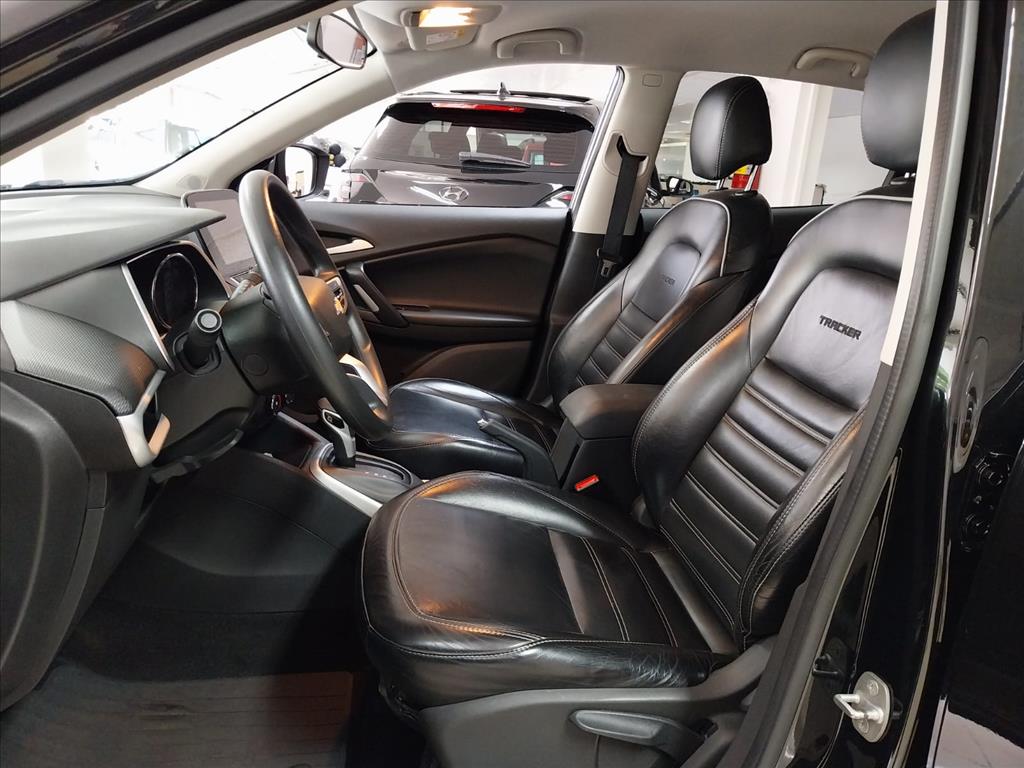 TRACKER 1.0 TURBO FLEX LT AUTOMÁTICO10