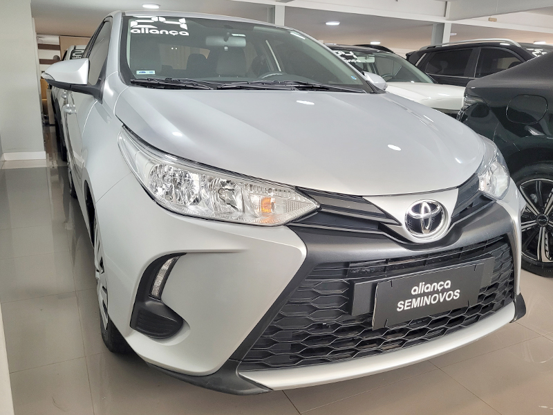 YARIS 1.5 16V FLEX SEDAN XL MULTIDRIVE2