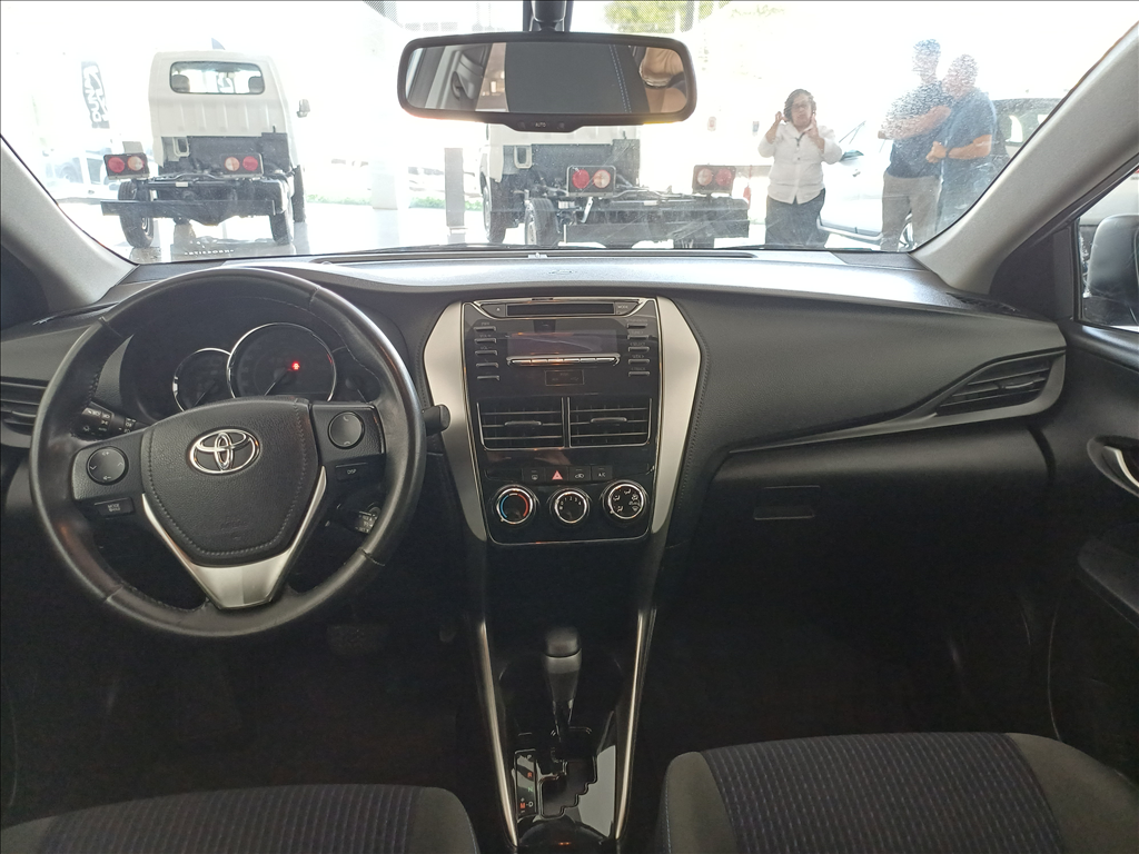 YARIS 1.5 16V FLEX SEDAN XL MULTIDRIVE