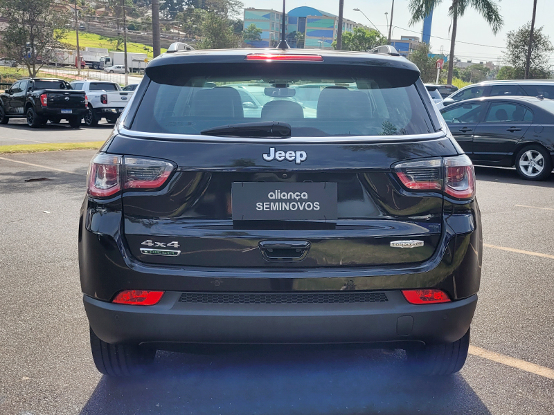 COMPASS 2.0 16V DIESEL LONGITUDE 4X4 AUTOMÁTICO