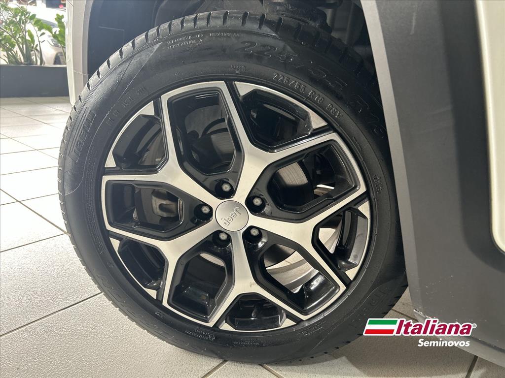 RENEGADE 1.3 T270 TURBO FLEX SAHARA AT68