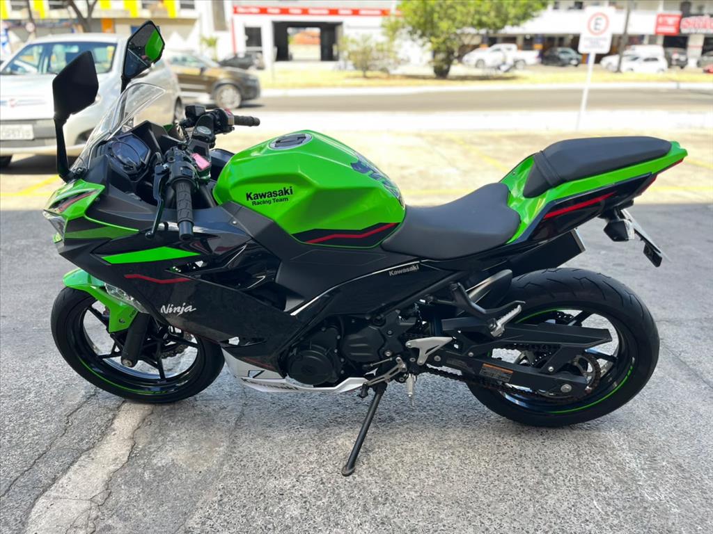 KAWASAKI NINJA foto 4