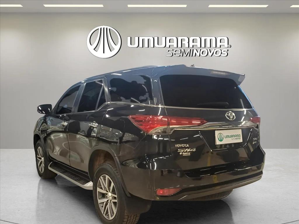 HILUX SW4 2.8 SRX 4X4 7 LUGARES 16V TURBO INTERCOOLER DIESEL 4P AUTOMÁTICO3