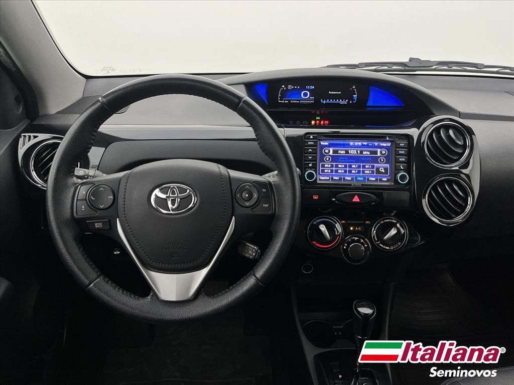 ETIOS 1.5 PLATINUM 16V FLEX 4P AUTOMÁTICO