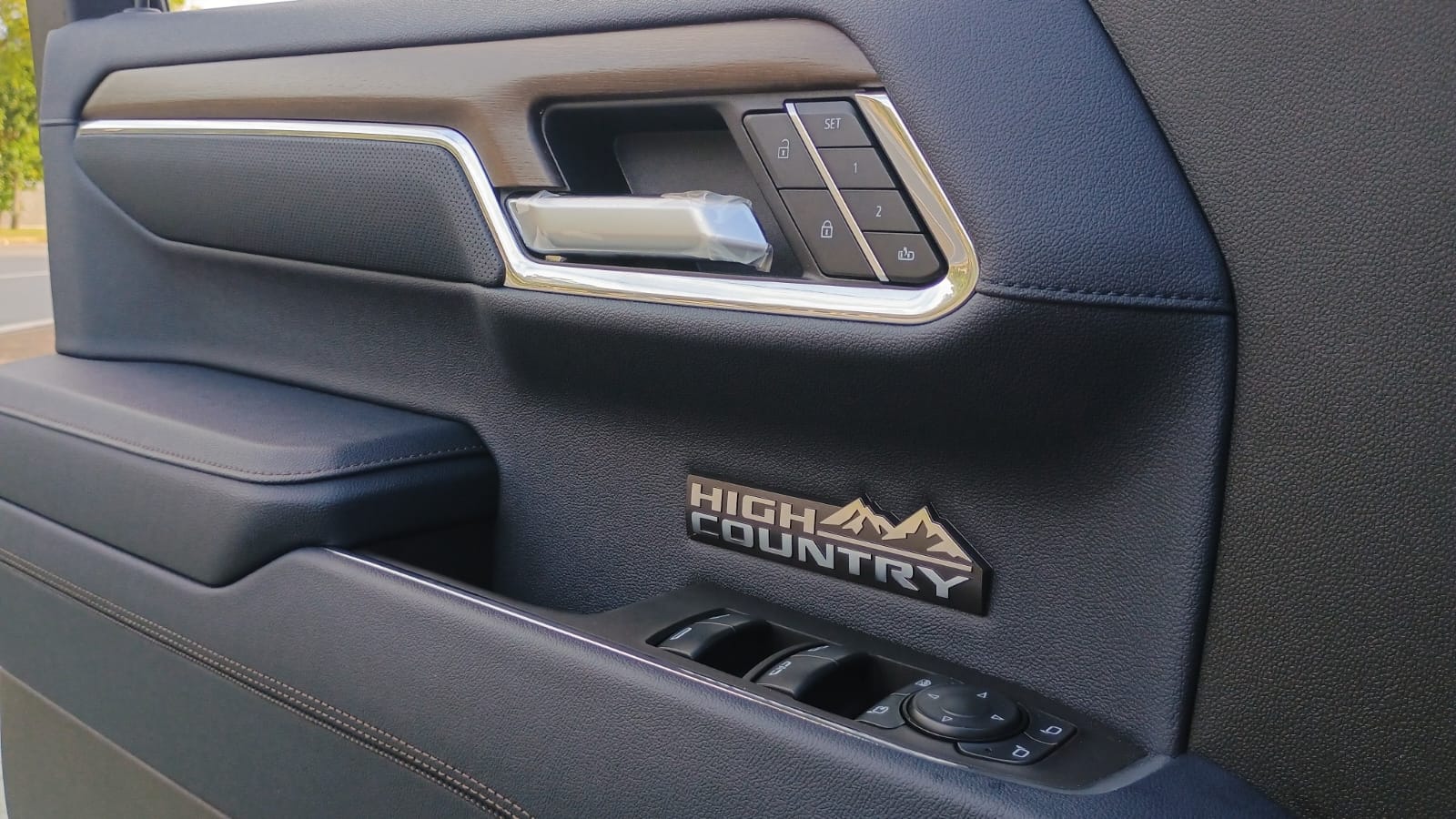 SILVERADO 5.3 V8 GASOLINA 1500 HIGH COUNTRY 4X4 AUTOMÁTICO13