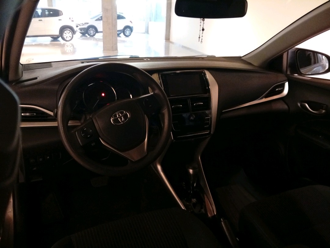 Toyota-YARIS-1.5 16V FLEX SEDAN XL PLUS CONNECT MULTIDRIVE