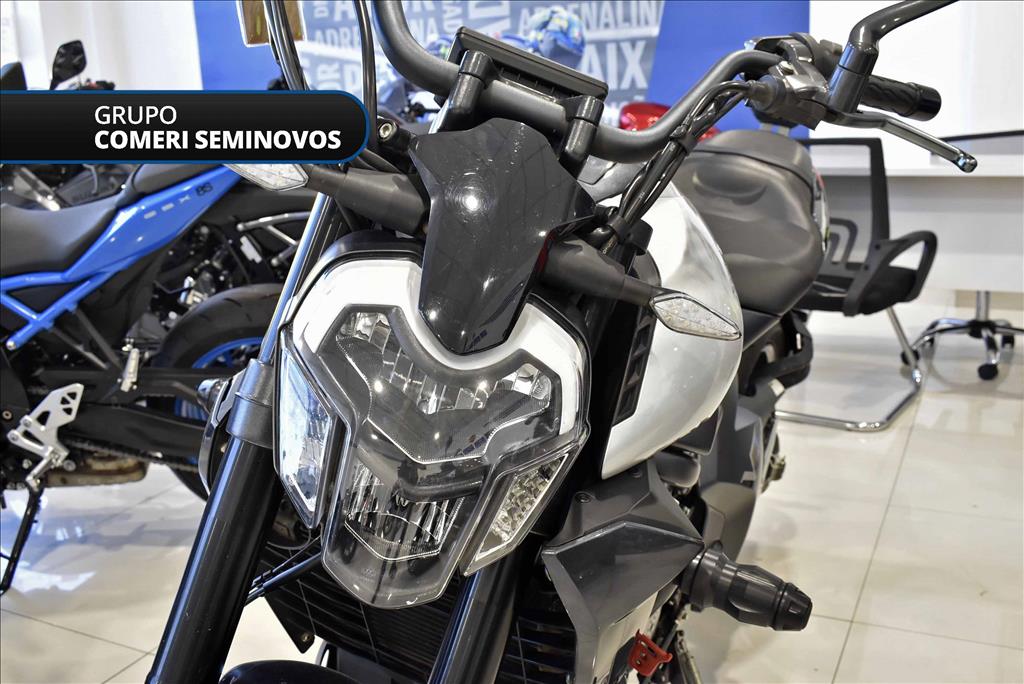 V 350