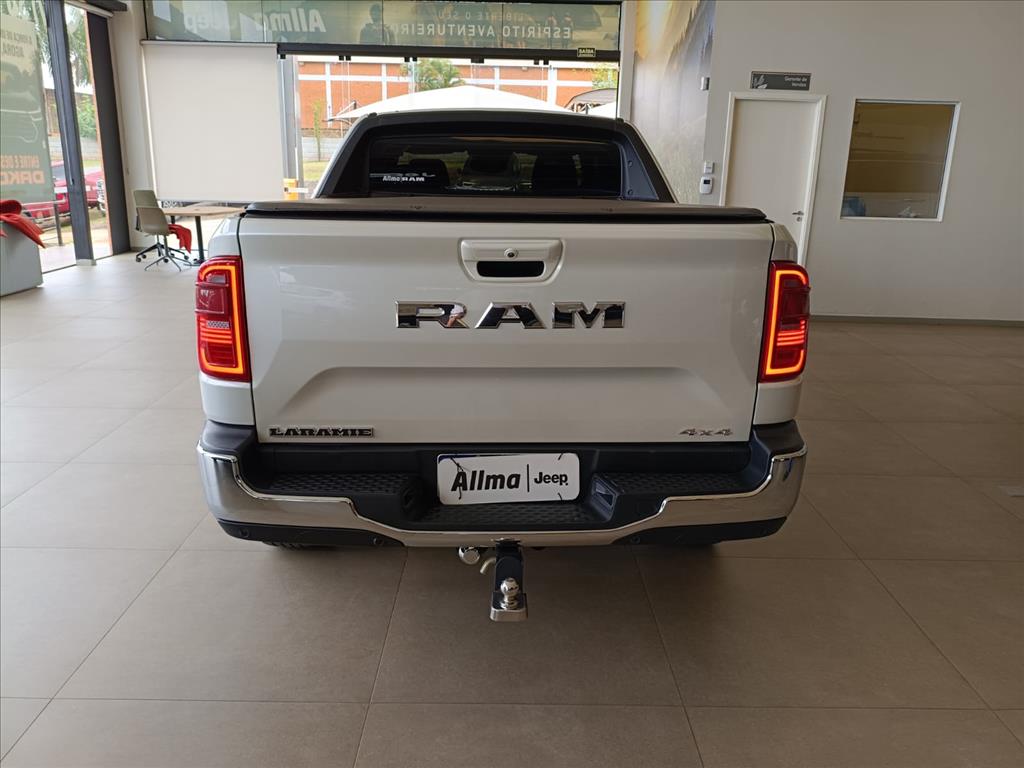 RAMPAGE 2.2 TURBO DIESEL LARAMIE 4X4 AUTOMÁTICO8